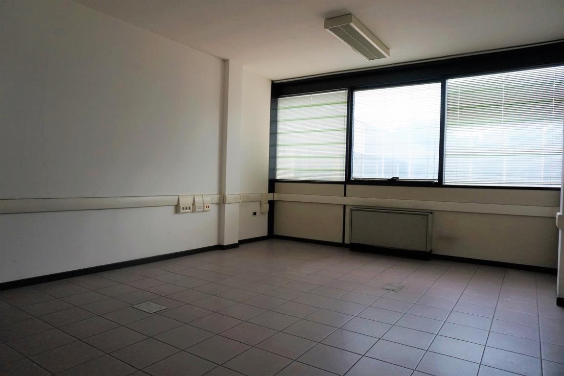 Ufficio - Loc.Com. LA SPEZIA vendita    IL CENTRO IMMOBILIARE snc di Stefano Santi