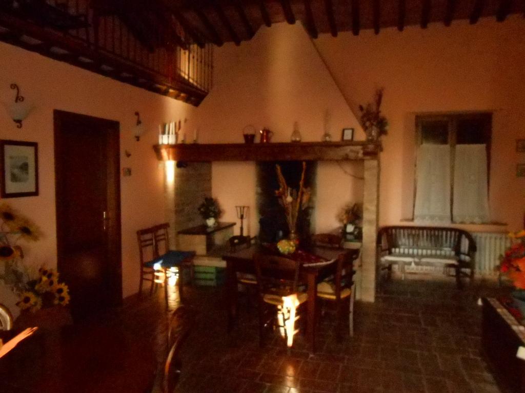 Rustico - Cascina BUONCONVENTO vendita    AGENZIA SIENA IMMOBILIARE DI MOSCADELLI LUCIA