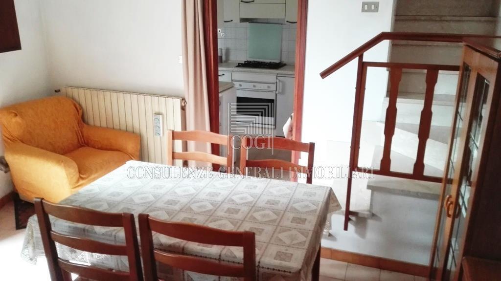  casalfiumanese vendita quart:  compro casa srl