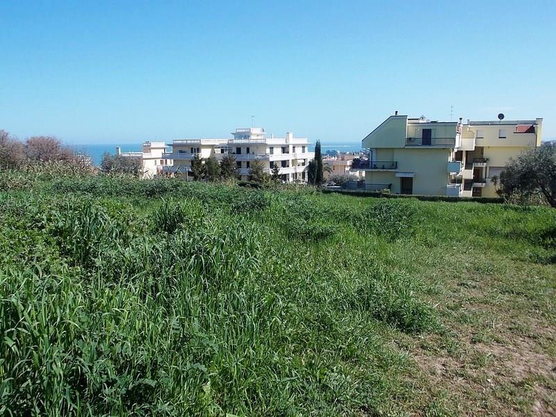 Terreno in vendita a Grottammare per commerciale