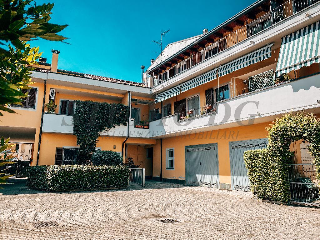  cesano-maderno vendita quart:  studio-dg-immobiliare
