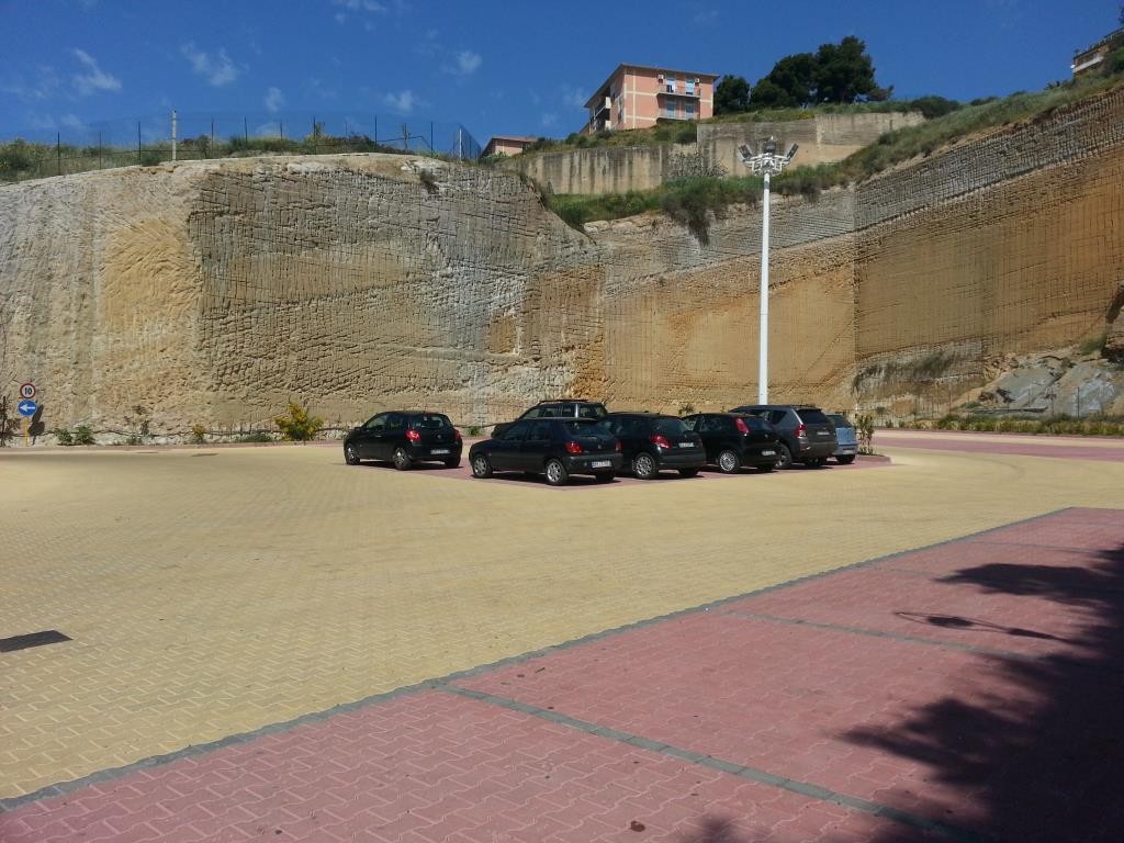 Ufficio - Loc.Com. AGRIGENTO affitto   via Demetra CANTAVENERA ROSARIO