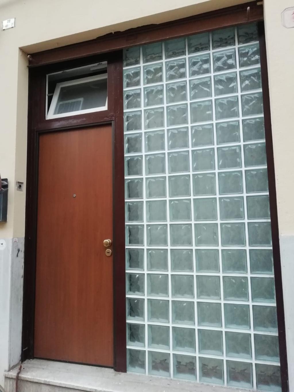 Ufficio - Loc.Com. PALERMO affitto  BORGO VECCHIO via Omodei Punto Casa di Claudio Costantino