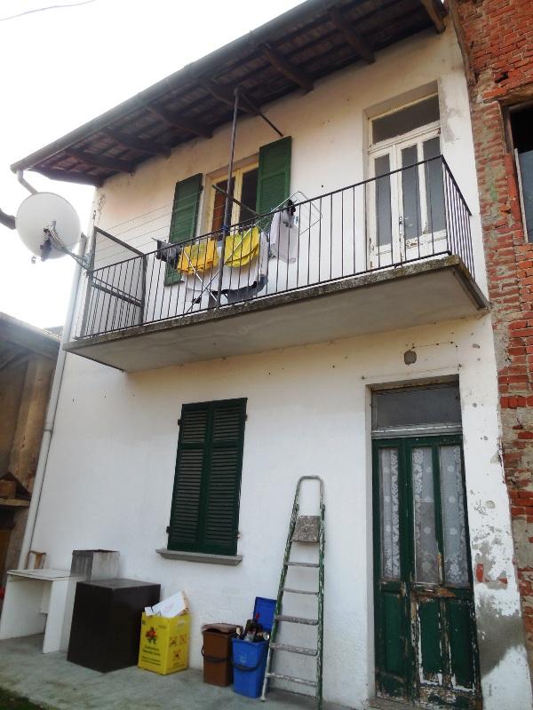 Villa Unifamiliare - Indipendente BIANDRATE vendita   Via 1° Maggio SAMO ITALIA SRL