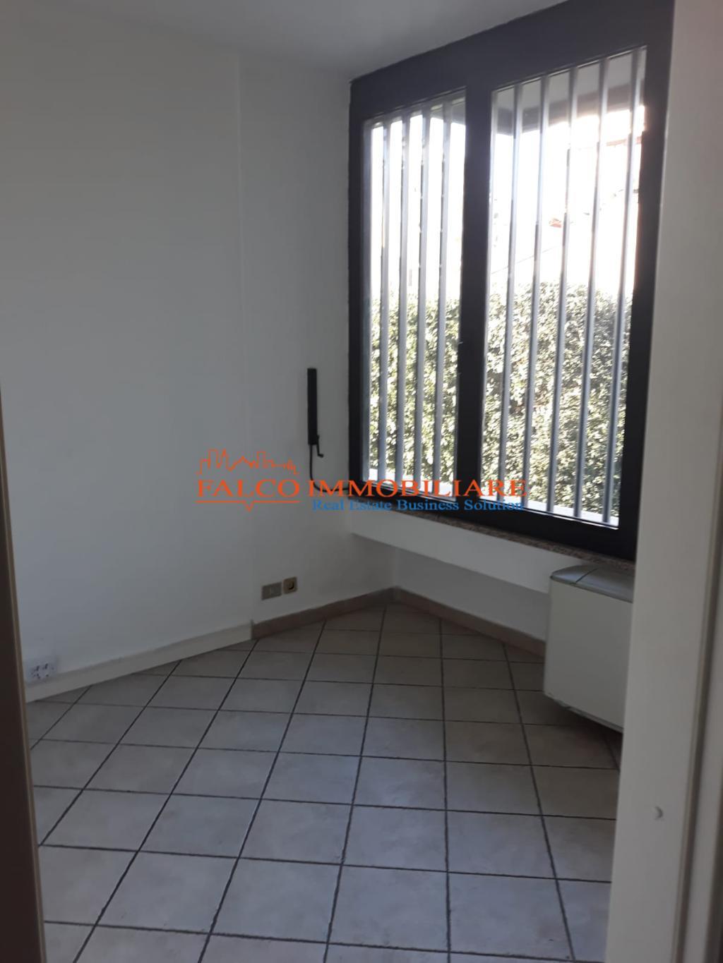 Ufficio - Loc.Com. MILANO affitto   VIALE MARCHE FALCO IMMOBILIARE SRL