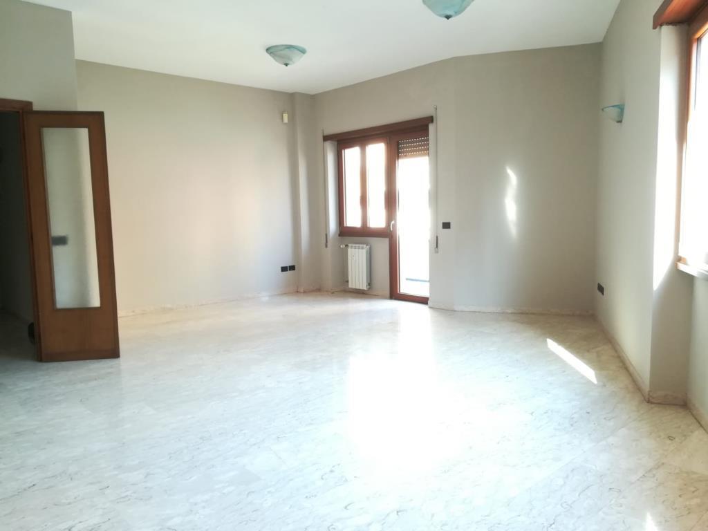 roma affitto quart: aurelio (xviii mun.) la domus srl