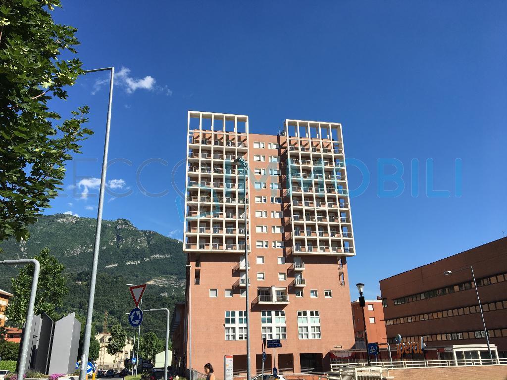 Ufficio - Loc.Com. LECCO vendita   viale montegrappa STUDIO LECCO TRE S.R.L.