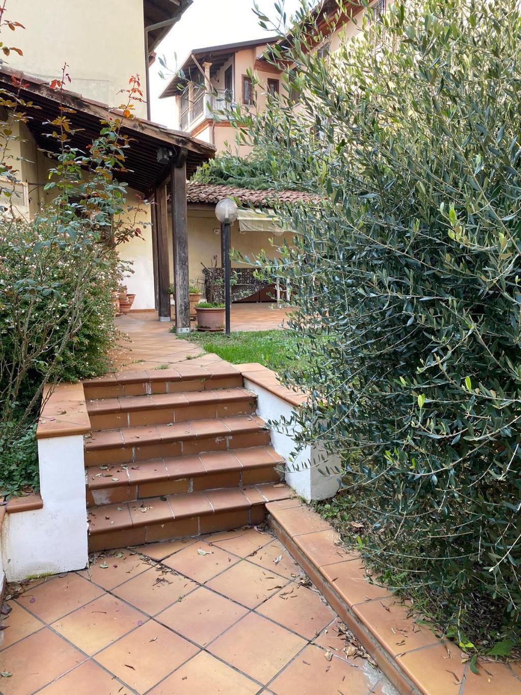 Villa Unifamiliare - Indipendente OVIGLIO vendita   VIA XX SETTEMBRE Venditti Immobiliare S.R.L.