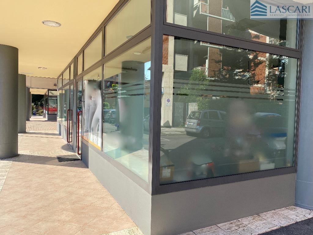 Negozio - Loc.Com. BERGAMO affitto   Via dei Carpinoni Lascari Servizi Immobiliari