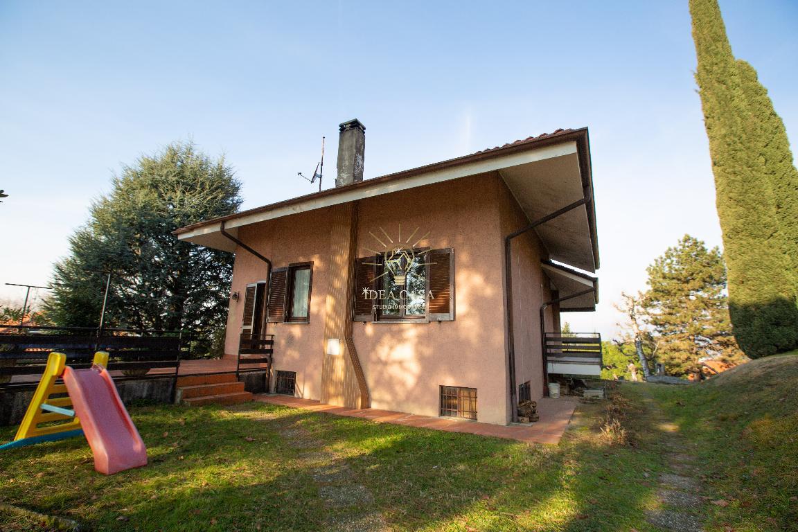 Villa CREMELLA vendita   MONTE ROSA Idea Casa Studio Immobiliare