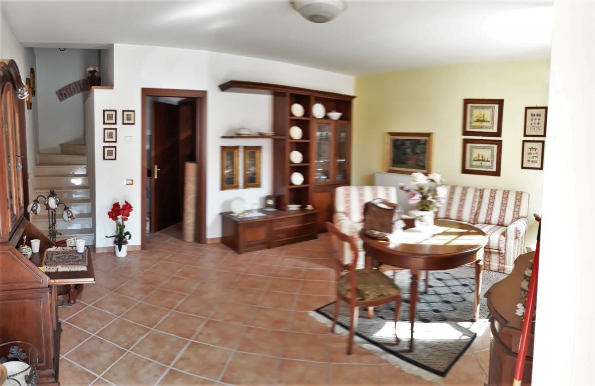 Villa Unifamiliare - Indipendente SAN DANIELE PO vendita   Via XXV Aprile ABITAT SNC DI MAZZINI LUCA E C.