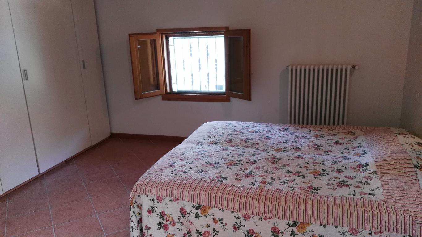  ravenna vendita quart: marina romea cavour casa sas di savorani gabriella