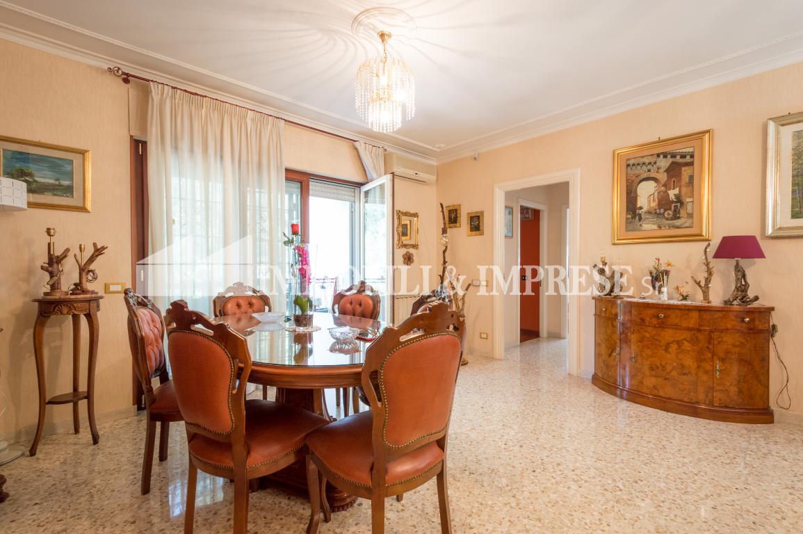 Appartamento ROMA vendita  LAURENTINA via mario rossi tancredi IMMOBILI & IMPRESE SRL