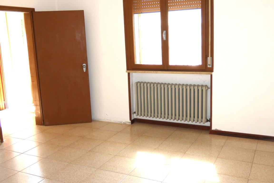 Villa Bifamiliare ARGENTA vendita   via Fratelli Corticelli AGENZIA CONTARINI