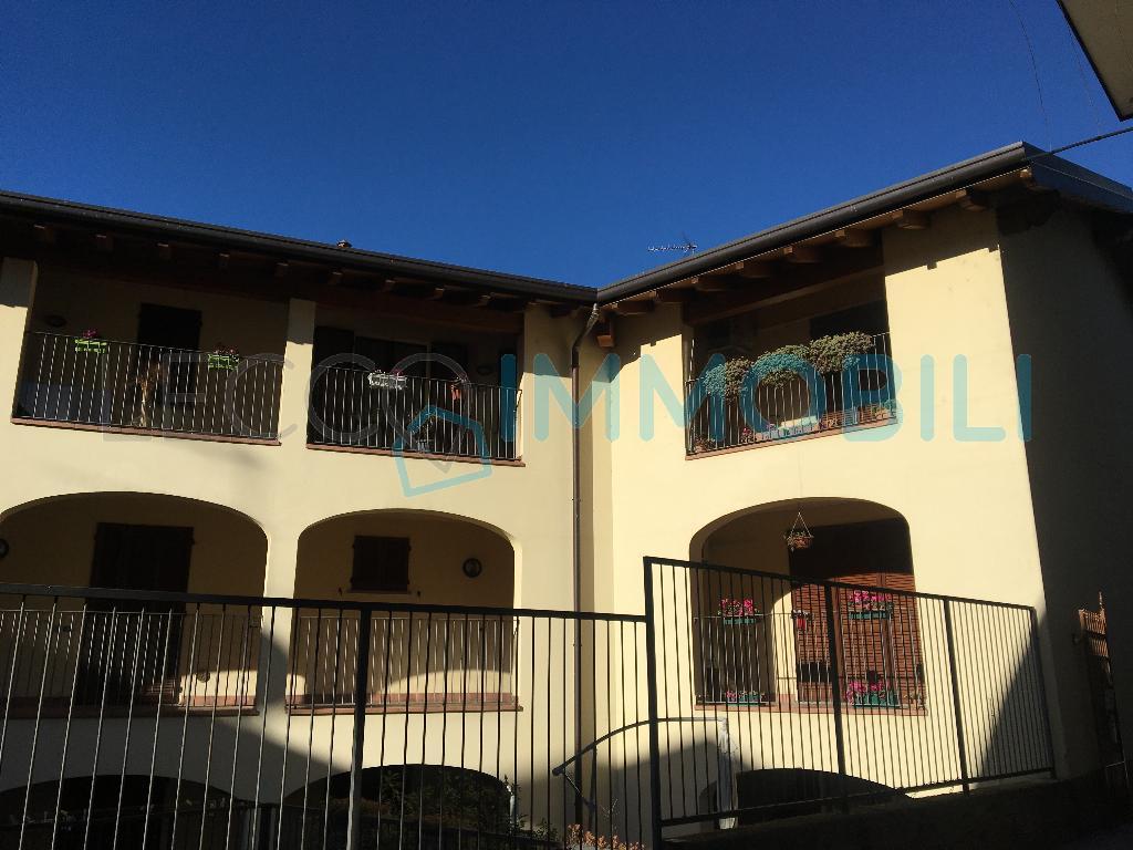 Appartamento CALOLZIOCORTE vendita   via nullo STUDIO LECCO TRE S.R.L.