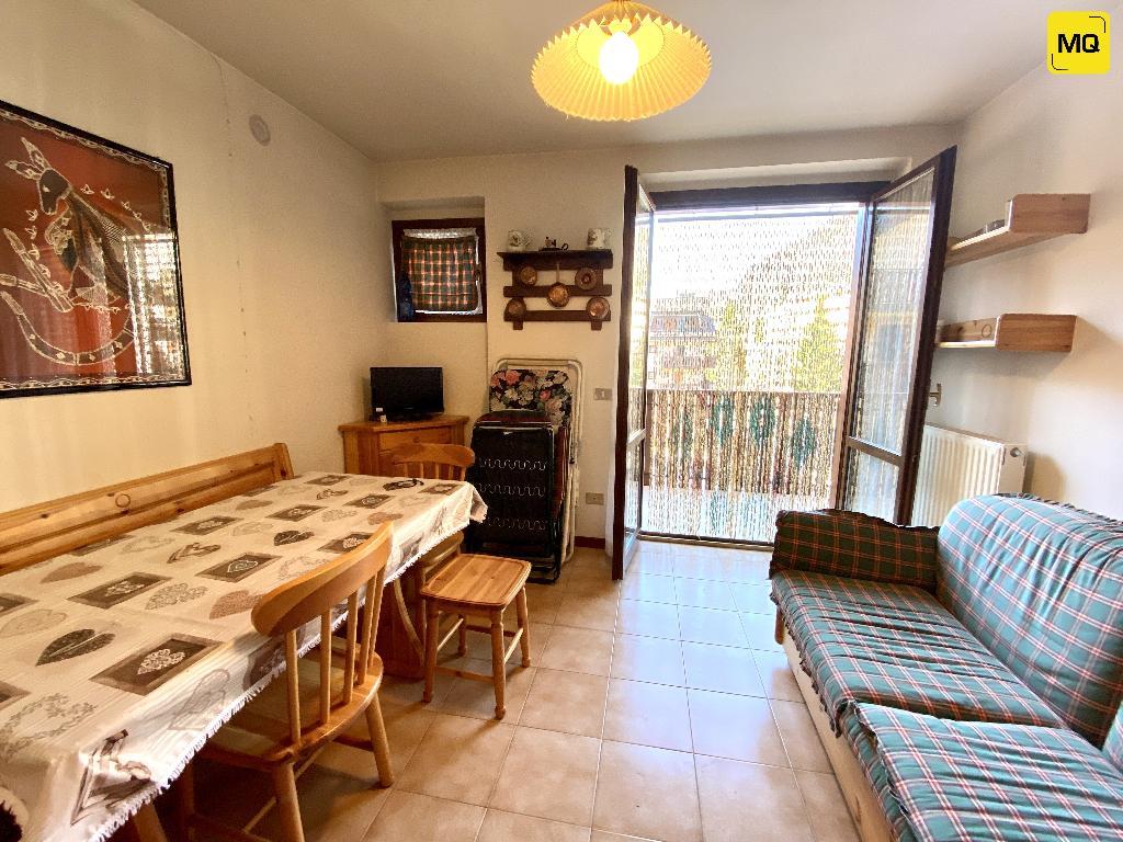 Appartamento APRICA vendita   Via Baradello Agenzia Immobiliare Metroquadro